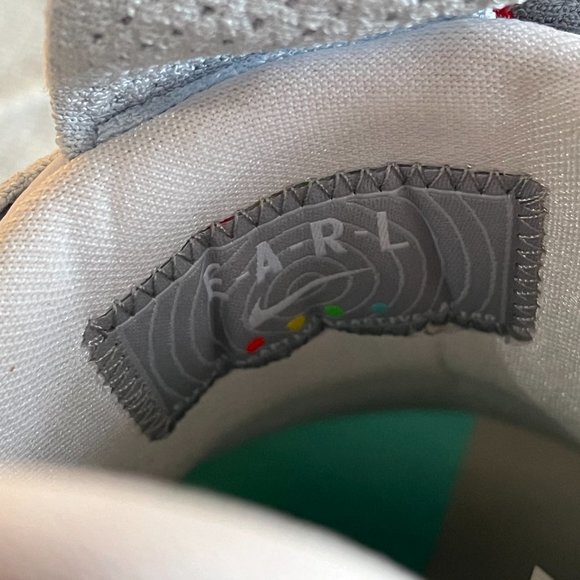 Nike Adapt BB “Mag” Sneakers - Picture 7 of 16